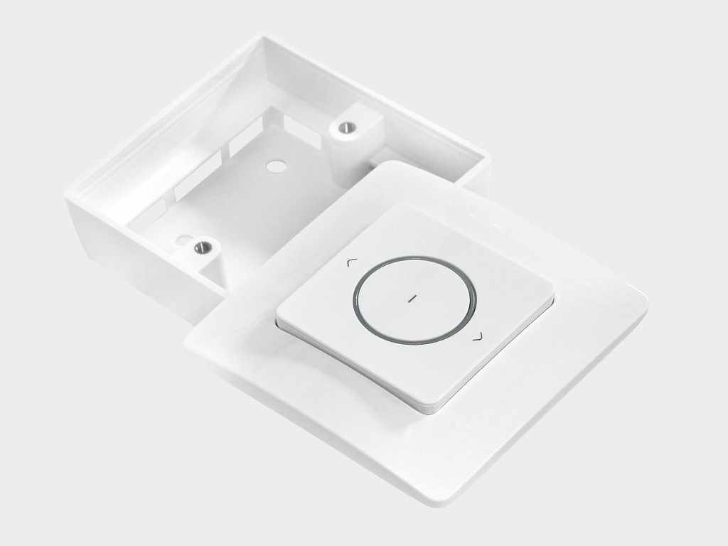 Ворота рулонные (Рольворота) из стального роллетного профиля RHE78G 14