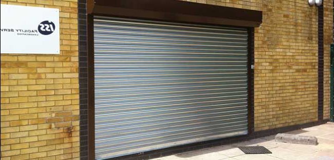 Ворота рулонные (Рольворота) из стального роллетного профиля RHE78G 6